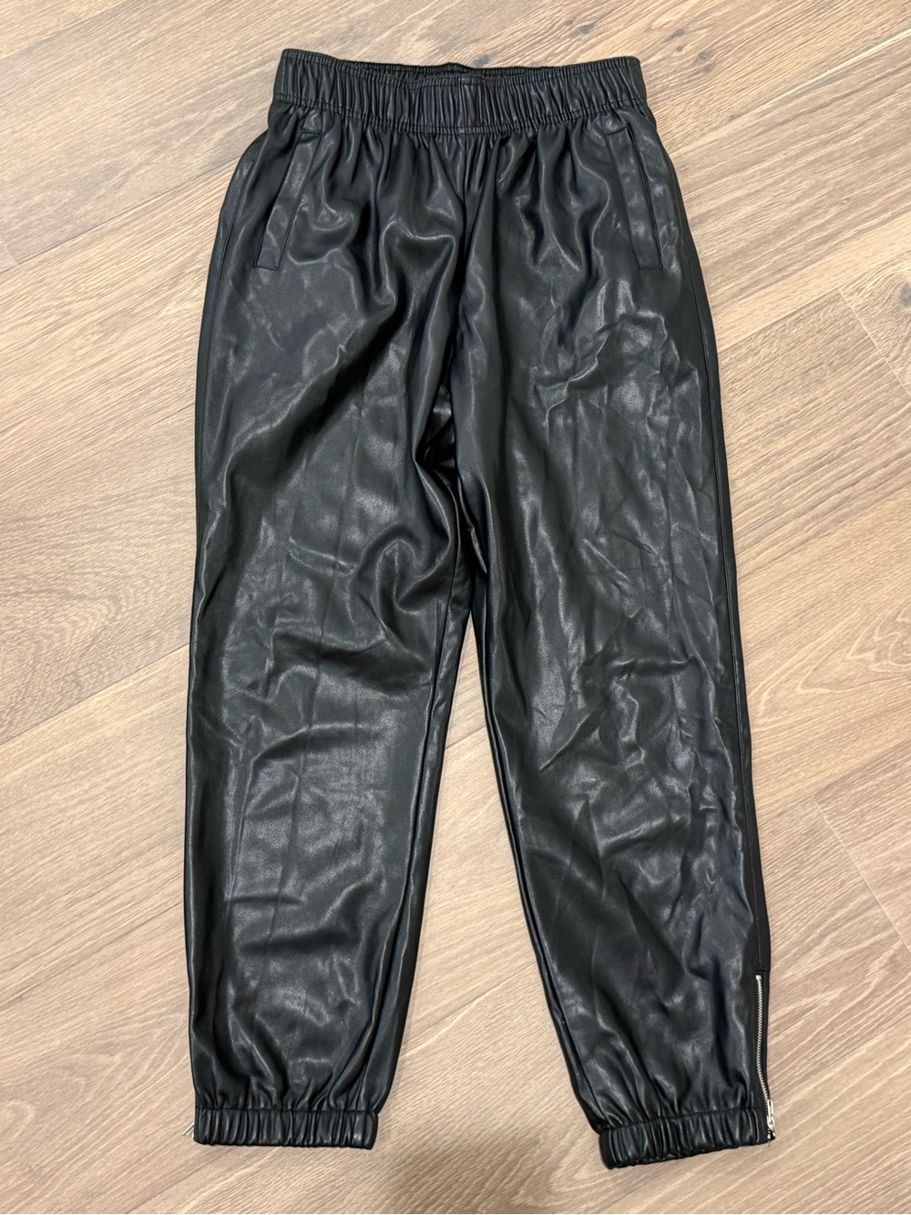 Avec Les Filles Black Faux Leather Jogger Pants vegan leather size S
